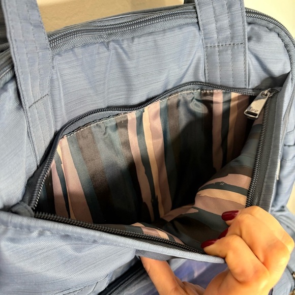 Lug Bumper Tote Bag Brushed Blue Quilted Travel Gym Overnight Carryall Crossbody - Picture 7 of 13